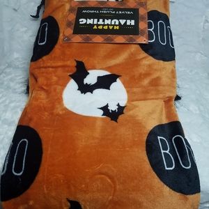 Bats moon Halloween plush throw